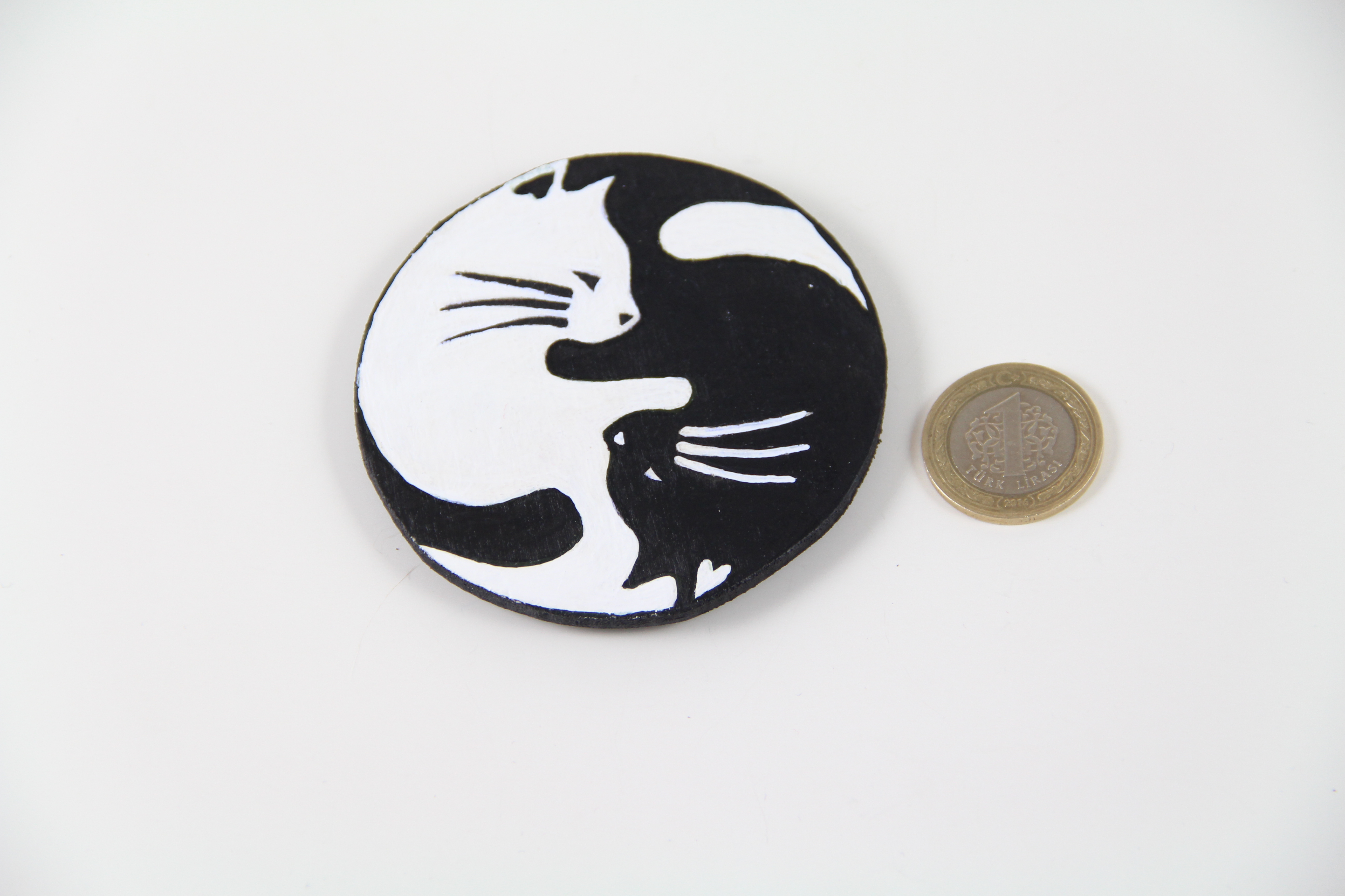 yin-yang-kedi-magnet2 Yin Yang Kediler El Boyaması Ahşap Magnet